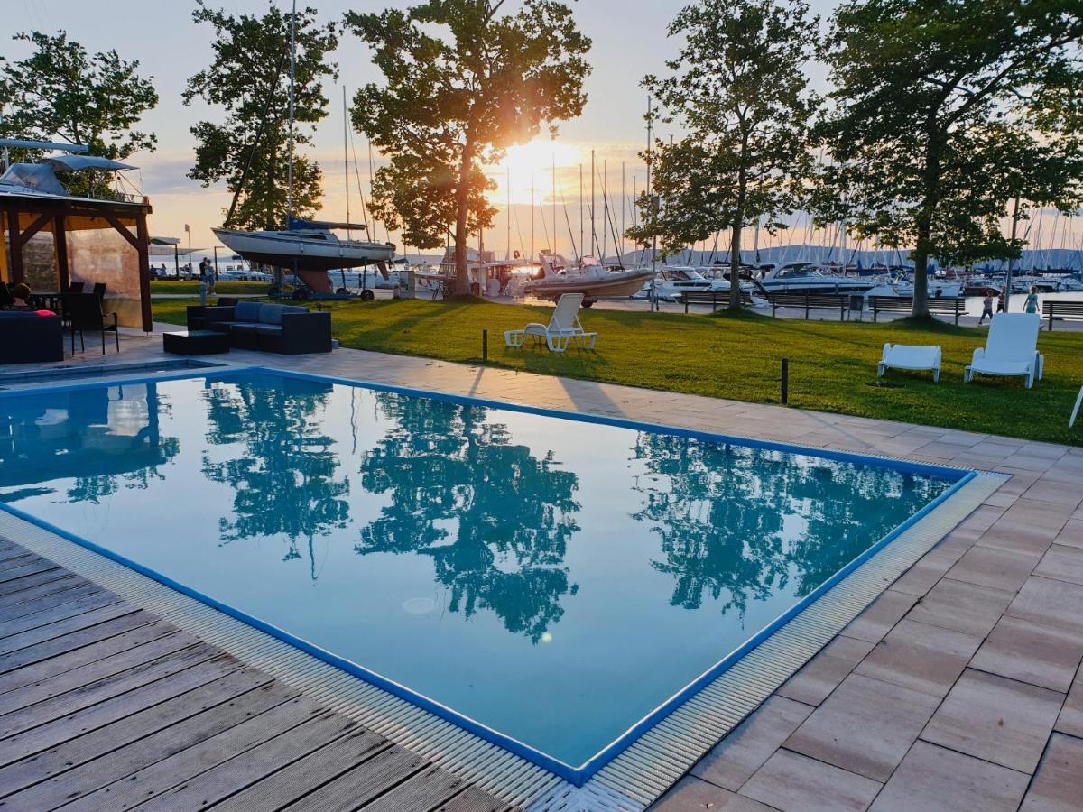 Bl Lakeside Apartman Балатонлелле Экстерьер фото